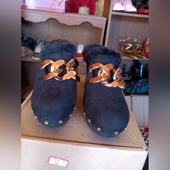 High heel clogs - Picture 2 of 7